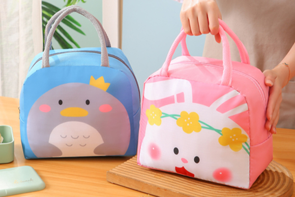 C05-4 New Cartoon Lunch Bag