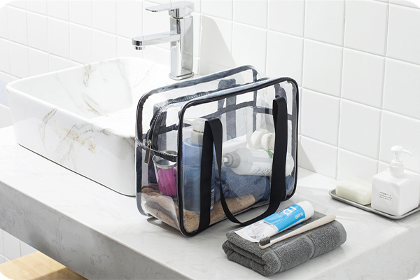 B13-3-01 T03 Transparent Toiletry Bag