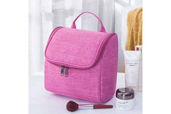 B028 Toiletry Bag